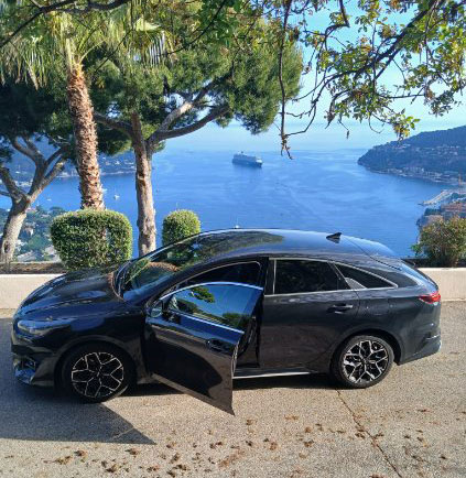 Véhicule VTC à Nice